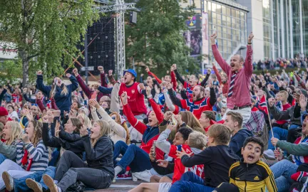 Norge-Brasil kamp vises på Stortorget